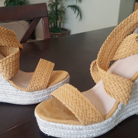 Platform Heels - Picture 2 of 11